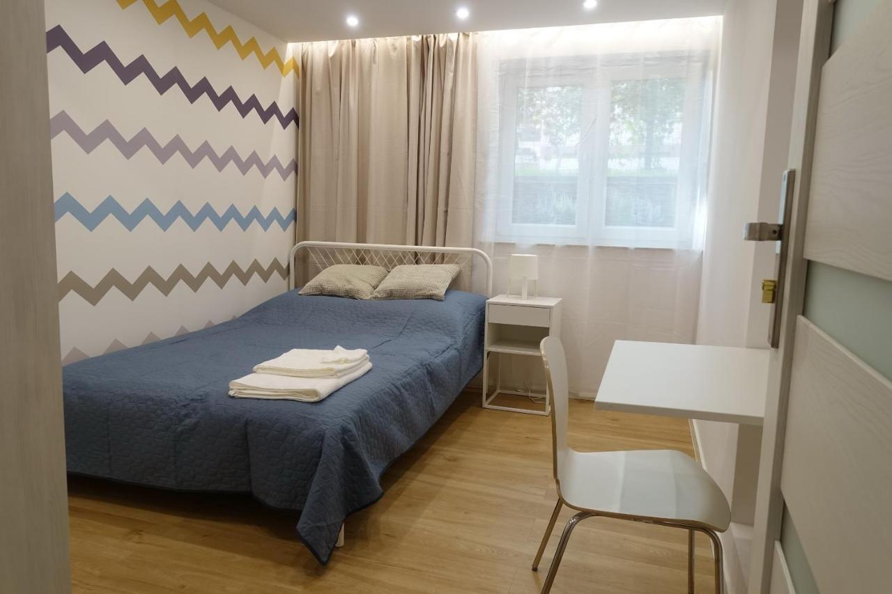 Three Rooms Apartment Краков Экстерьер фото