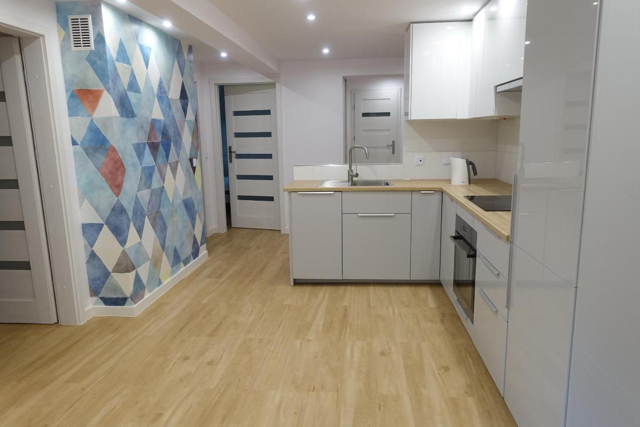 Three Rooms Apartment Краков Экстерьер фото